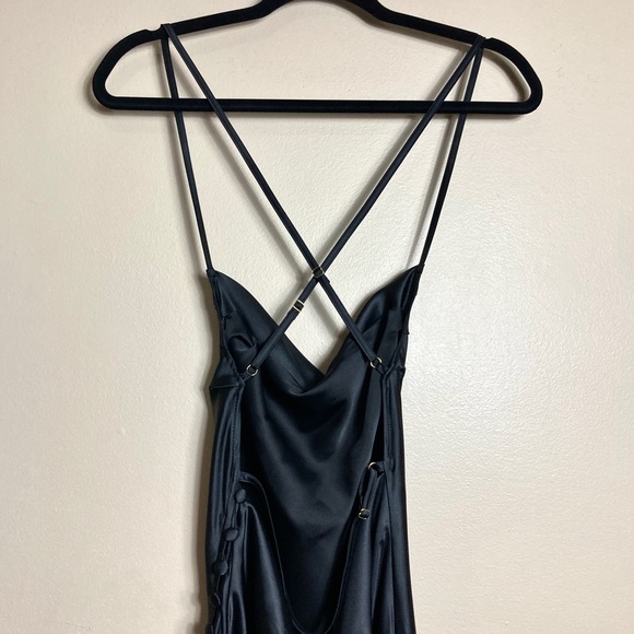 NWT V. Chapman The Isla Dress in Black - Picture 9 of 16